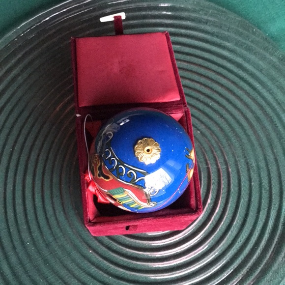 Christmas Glass Ornament Happy Holidays Velour Box NWT Santa’s Sleigh + Reindeer - Picture 4 of 8